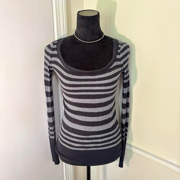 Y2K Mudd Black Striped Long Sleeve Sweater Top - Picture 1 of 2